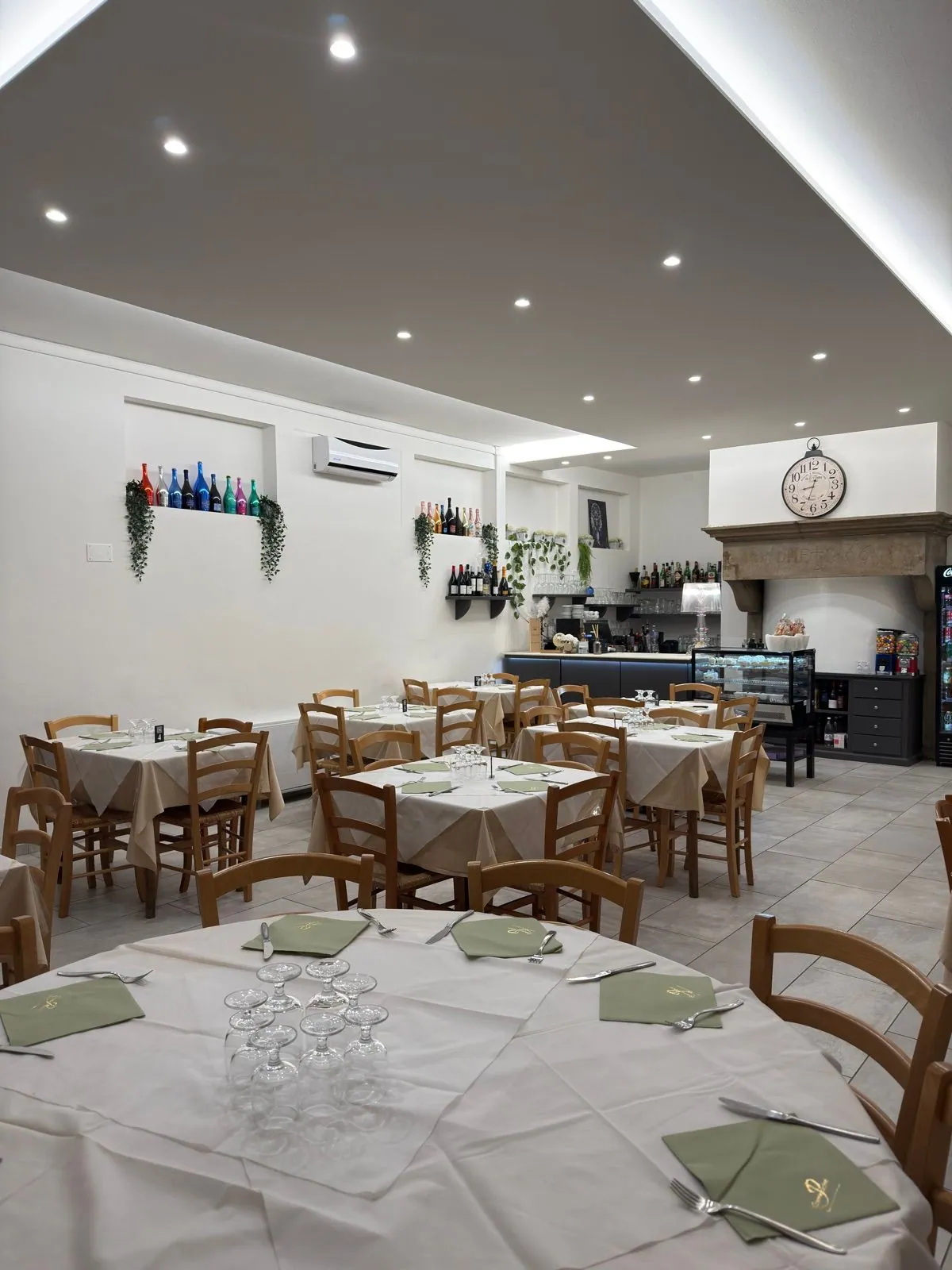 Sala principale — foto 1